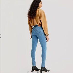 Levi’s 721 High Rise Skinny Jeans